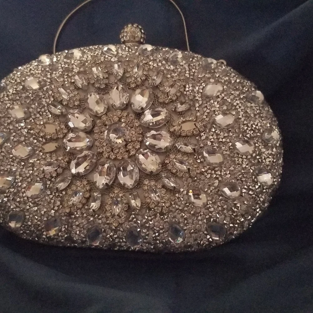 Purse - Picture 7 of 16